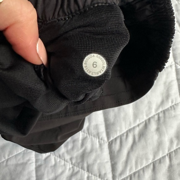 Hotty Hot 4” Short - Picture 2 of 3